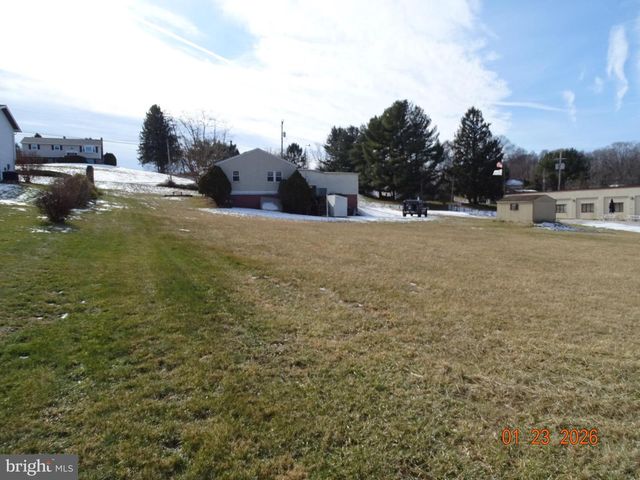 1091 VALLEY VIEW RD, York, PA 17406