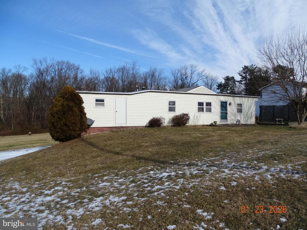 1091 VALLEY VIEW RD, York, PA 17406