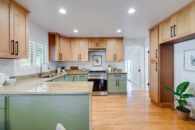 11891 Brookglen Drive, Saratoga, CA 95070