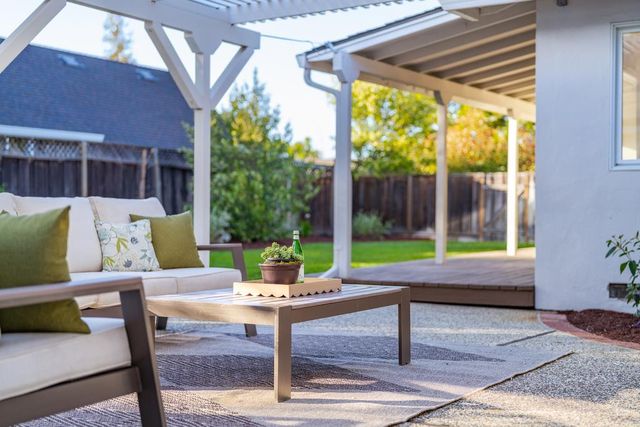 11891 Brookglen Drive, Saratoga, CA 95070