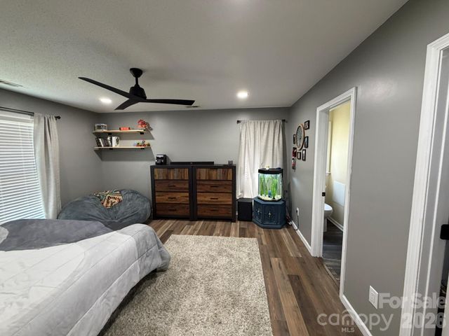 1072 Fox Chase Court, Salisbury, NC 28146