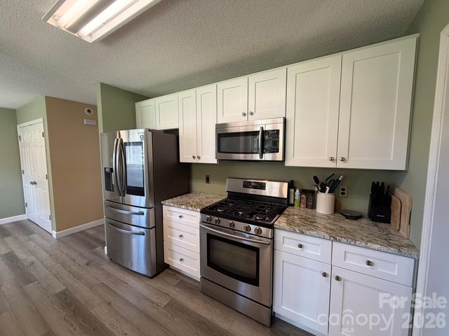 1072 Fox Chase Court, Salisbury, NC 28146