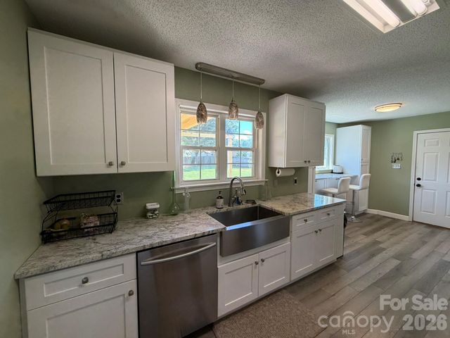 1072 Fox Chase Court, Salisbury, NC 28146