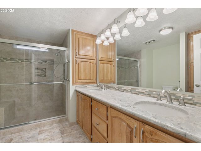 5701 Ne ST JOHNS Rd 58, Vancouver, WA 98661