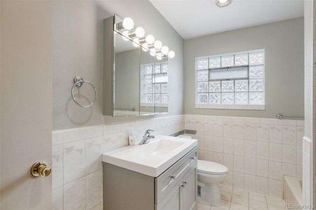 181 S Holly Street, Denver, CO 80246