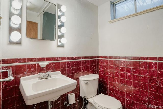 181 S Holly Street, Denver, CO 80246
