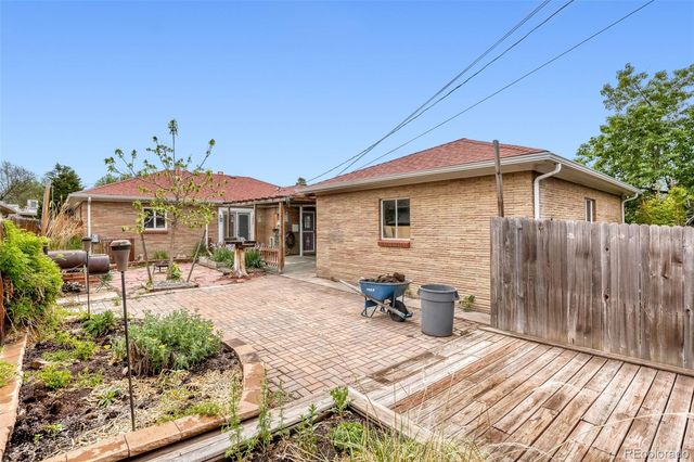 181 S Holly Street, Denver, CO 80246