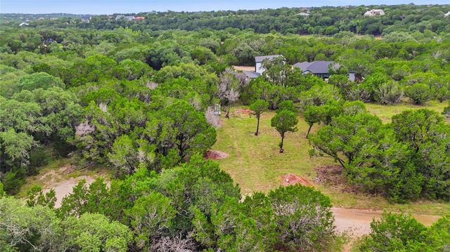 30 Meadow Oak CT, Wimberley, TX 78676