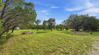 30 Meadow Oak CT, Wimberley, TX 78676