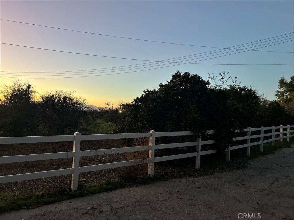 400 Walnut Avenue, Redlands, CA 92373