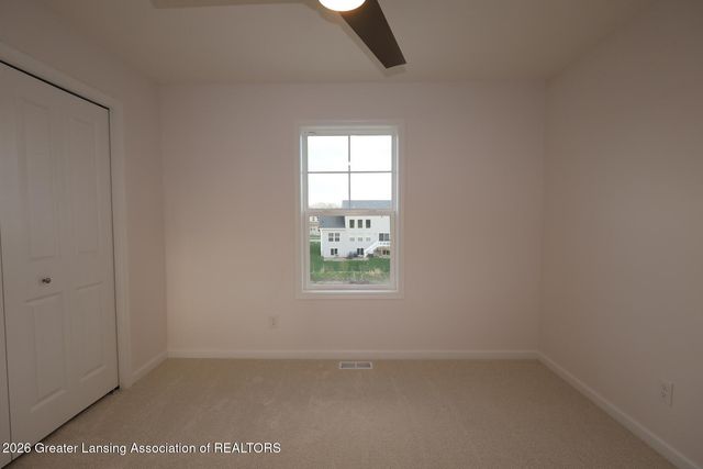 15195 Nottingham Fields Parkway, Lansing, MI 48906