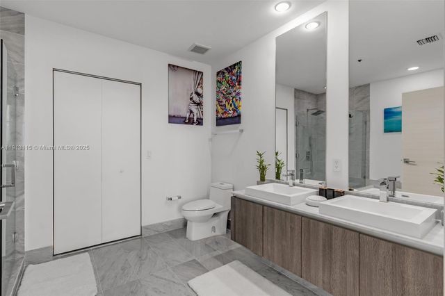 801 S Miami Ave 5206, Miami, FL 33130