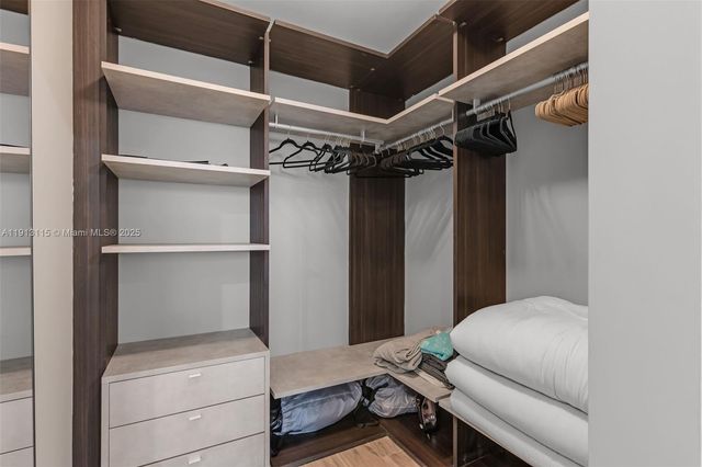 801 S Miami Ave 5206, Miami, FL 33130