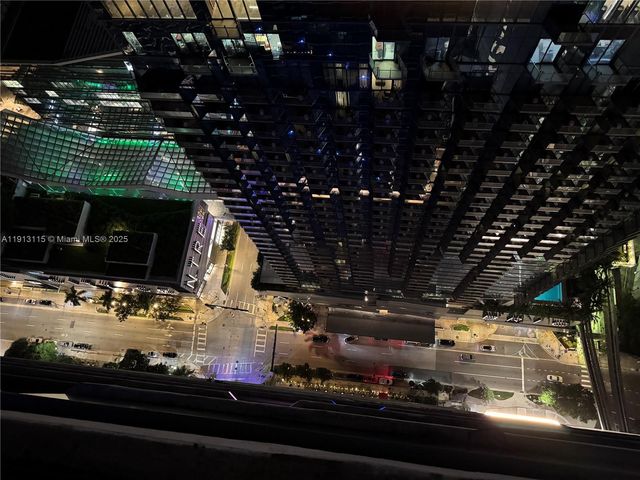 801 S Miami Ave 5206, Miami, FL 33130