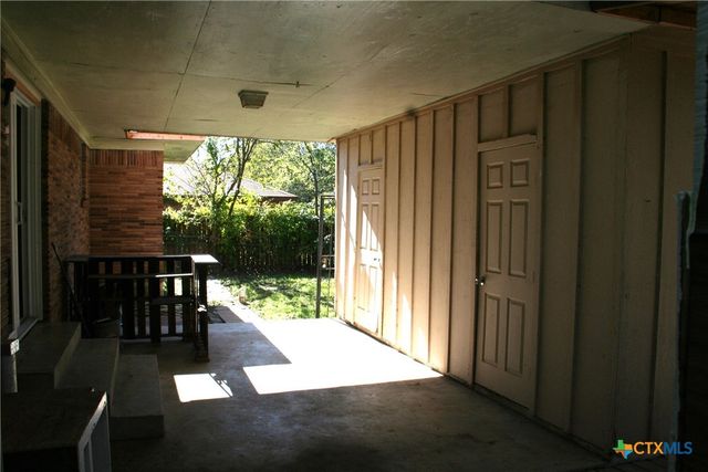 1611 N 10th Street, Killeen, TX 76541