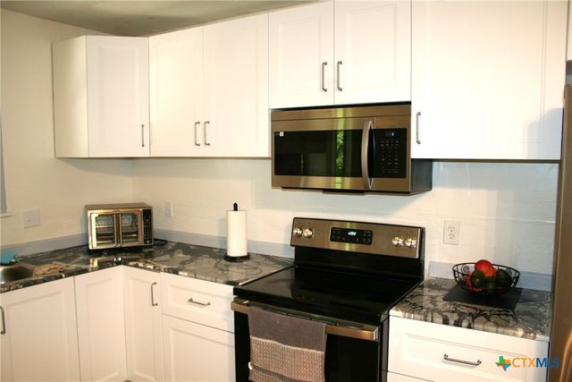 1611 N 10th Street, Killeen, TX 76541