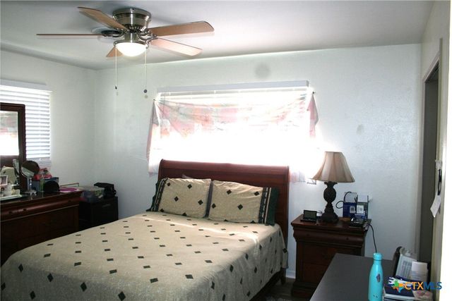 1611 N 10th Street, Killeen, TX 76541