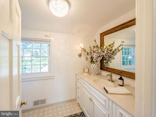 714 STOLER AVE, Lansdale, PA 19446