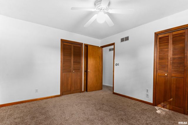 1072 Joni Drive, Knoxville, IL 61448