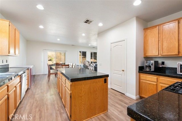 10486 Whitecrown Circle, Corona, CA 92883