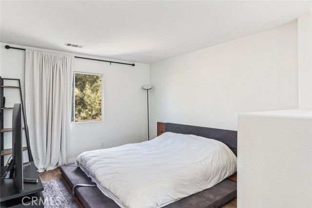 10486 Whitecrown Circle, Corona, CA 92883