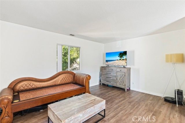 10486 Whitecrown Circle, Corona, CA 92883