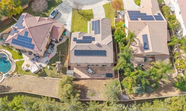 10486 Whitecrown Circle, Corona, CA 92883