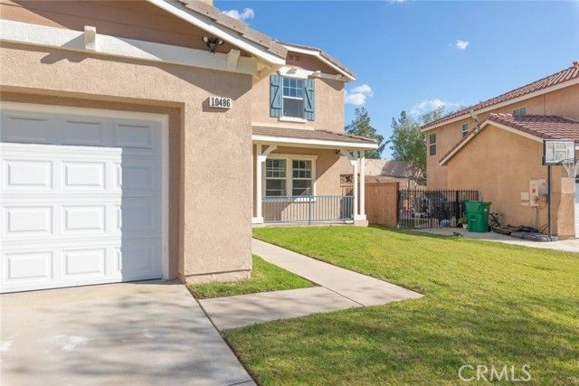 10486 Whitecrown Circle, Corona, CA 92883