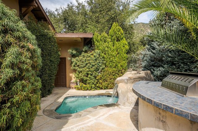 235 Spinks Canyon Road, Bradbury, CA 91008
