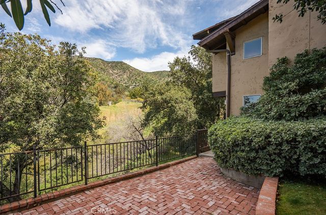 235 Spinks Canyon Road, Bradbury, CA 91008