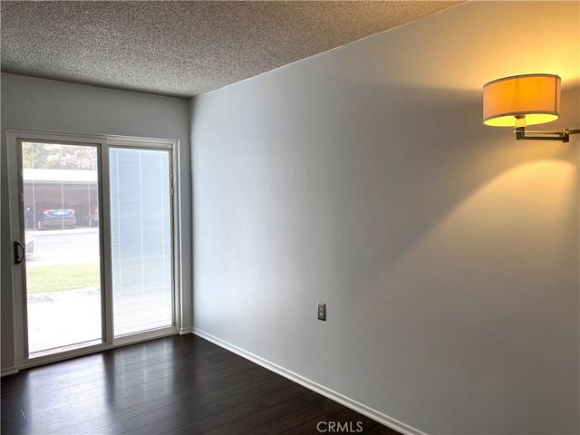 1920 McKinney Way, M15-17C, Seal Beach, CA 90740