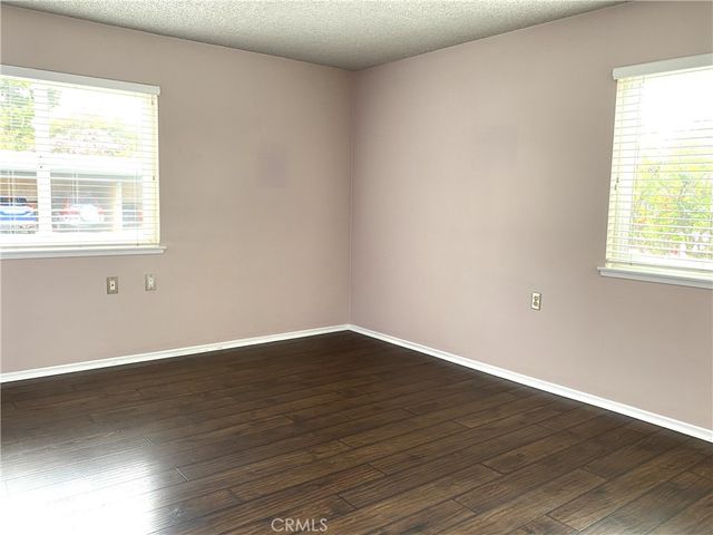 1920 McKinney Way, M15-17C, Seal Beach, CA 90740