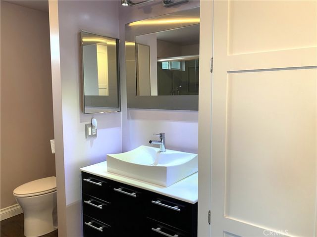 1920 McKinney Way, M15-17C, Seal Beach, CA 90740