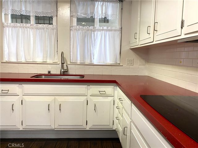 1920 McKinney Way, M15-17C, Seal Beach, CA 90740