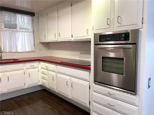 1920 McKinney Way, M15-17C, Seal Beach, CA 90740