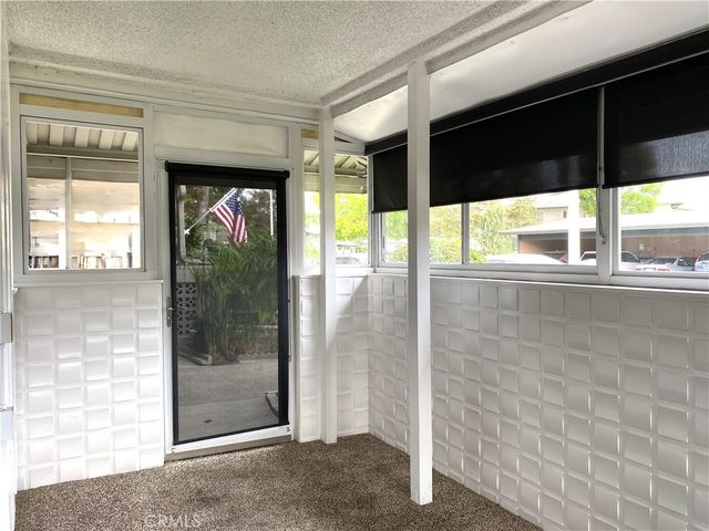 1920 McKinney Way, M15-17C, Seal Beach, CA 90740