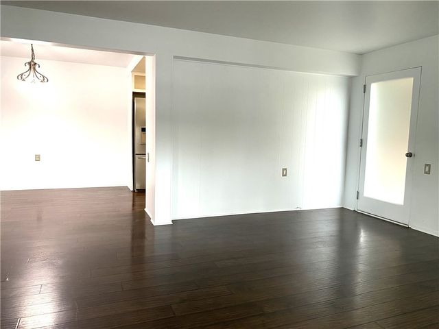 1920 McKinney Way, M15-17C, Seal Beach, CA 90740
