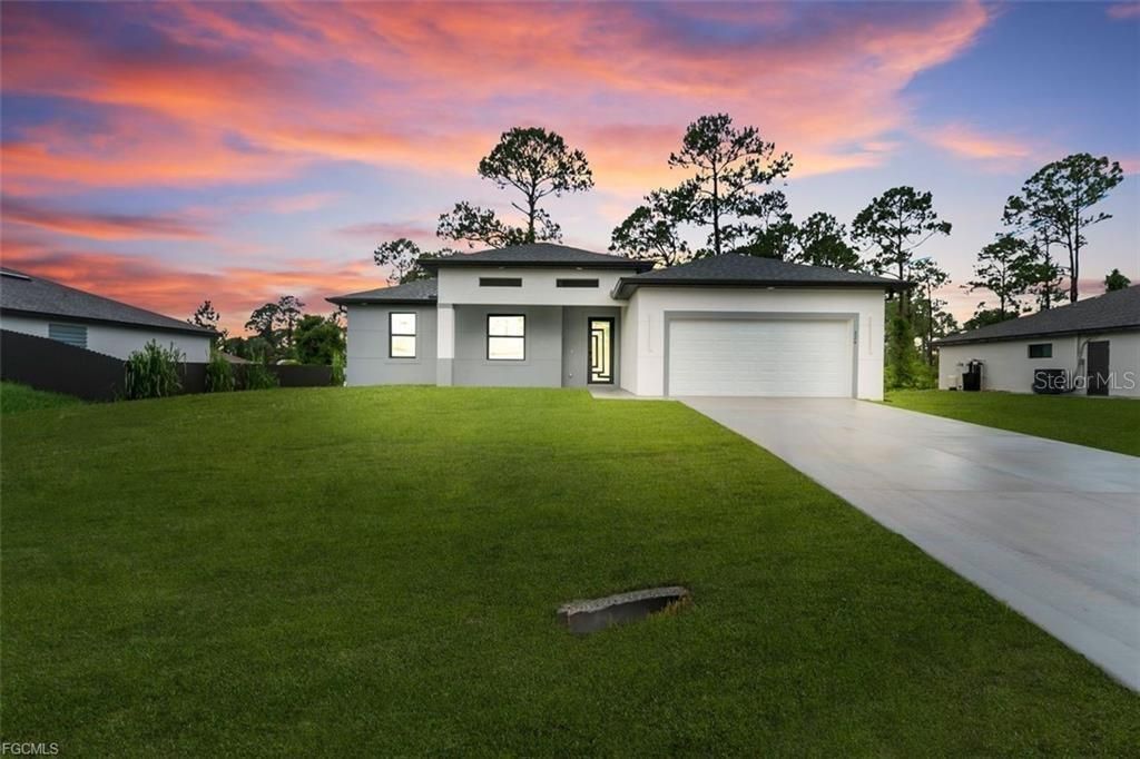 224 LOMAX AVENUE S, Lehigh Acres, FL 33974