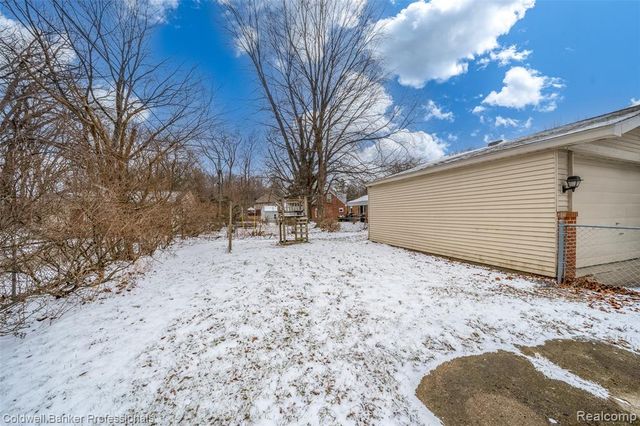 20280 Melvin Street, Livonia, MI 48152