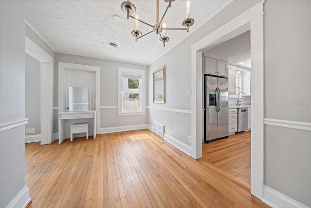 2250 ARLINGTON STREET, Sarasota, FL 34239