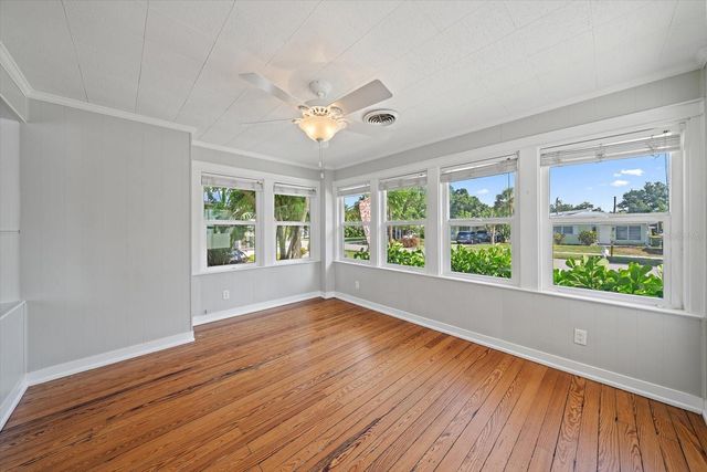 2250 ARLINGTON STREET, Sarasota, FL 34239