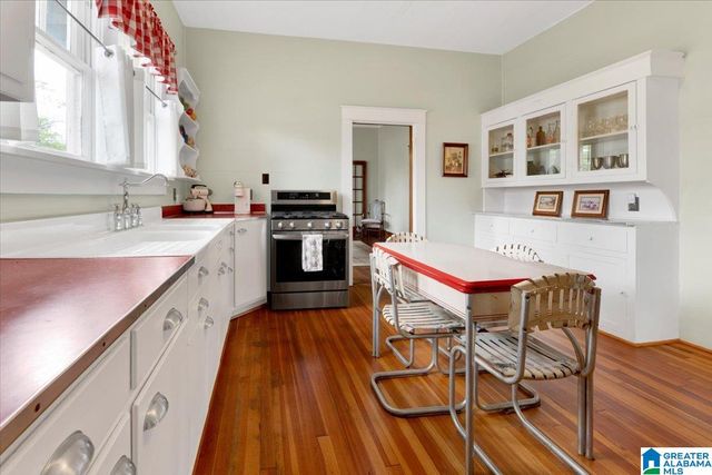 2010 HIGH SCHOOL ROAD, Hueytown, AL 35023