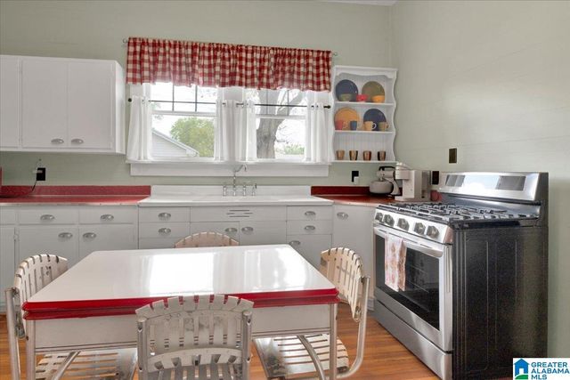 2010 HIGH SCHOOL ROAD, Hueytown, AL 35023