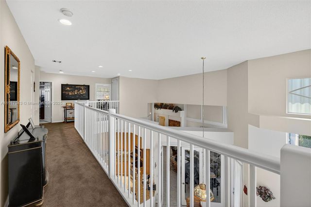 4123 W Lake Estates Dr, Davie, FL 33328