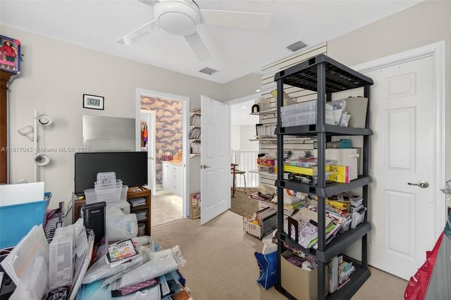 4123 W Lake Estates Dr, Davie, FL 33328