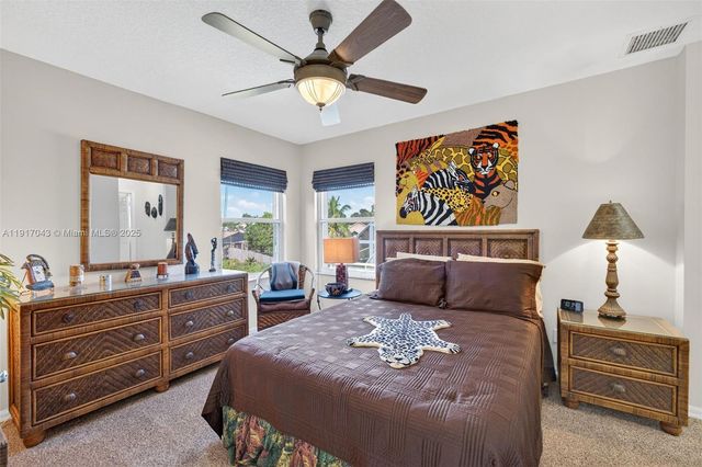 4123 W Lake Estates Dr, Davie, FL 33328