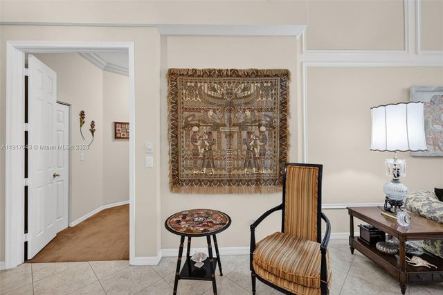 4123 W Lake Estates Dr, Davie, FL 33328