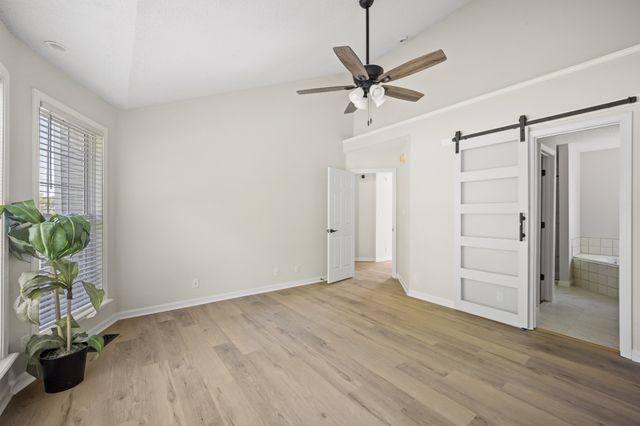 3993 Castle Bar, Clarksville, TN 37040