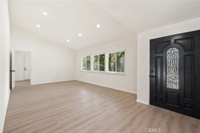 22231 Marlin, Canoga Park, CA 91303