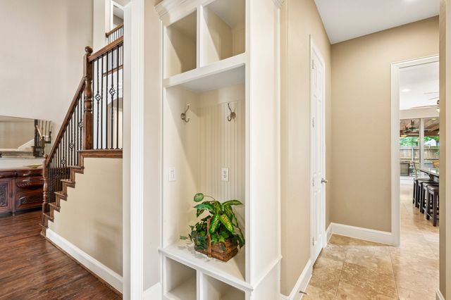 812 Moss Cliff Circle, Mckinney, TX 75071